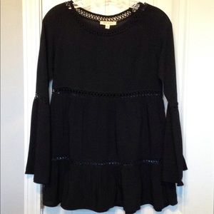Boutique HAUTE SOCIETY Black peasant Top XS
